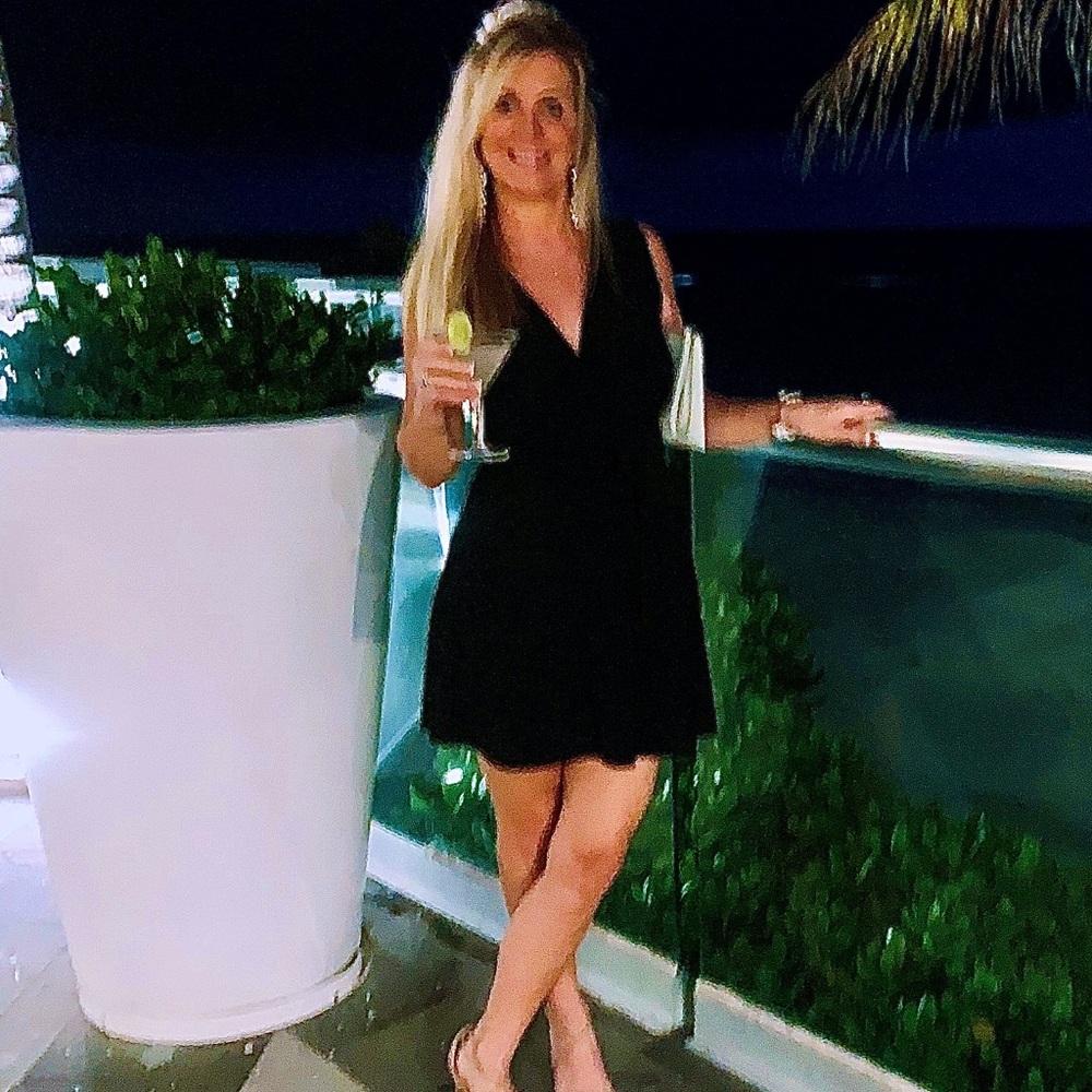 Meet your Posher, Sharon
